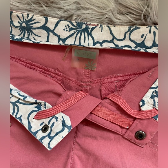 Athleta Women’s Shorts Pink Size 10 - Picture 4 of 9